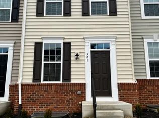 521 View Point Way, Fredericksburg, VA 22405