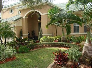4101 E Lakes Estate Dr, Davie, FL 33328