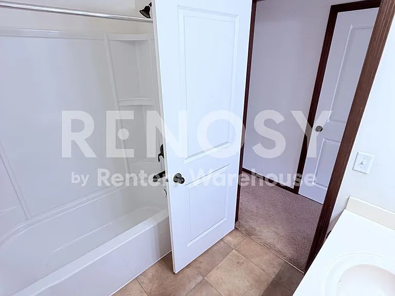 9580 Madison Dr #1 — Photo 38