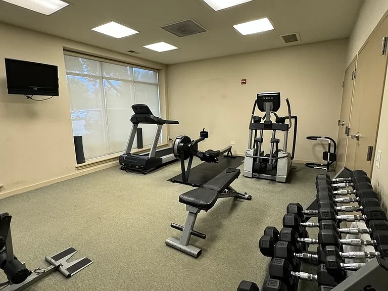 1155 W Roosevelt Rd #204 — Photo 13