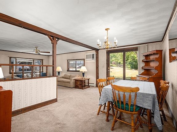 5th image of 73 Sweetwater St