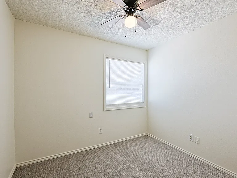 8308 Albany Ave — Photo 45
