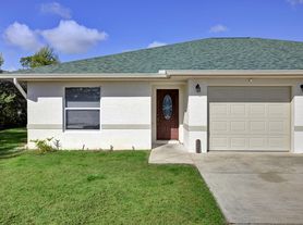 221 Beech Way NW, Lake Placid, FL