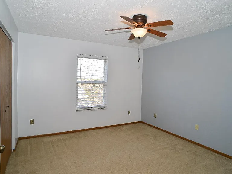 Bed Room 2 12'x 13'