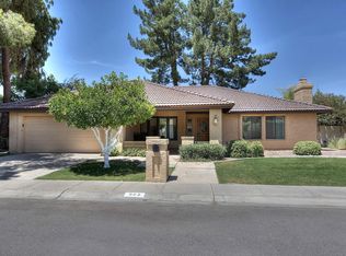 962 E Leeward Ln, Tempe, AZ 85283