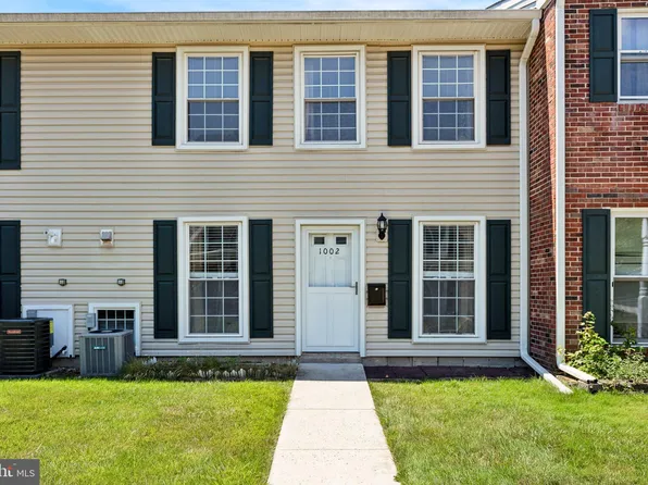 1002 Middleton Pl, Norristown, PA 19403