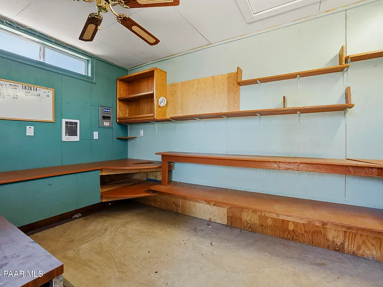 7451 Granite — Photo 23