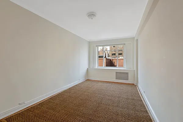 Rented by Alexander Anderson Real Estate Group | media 25