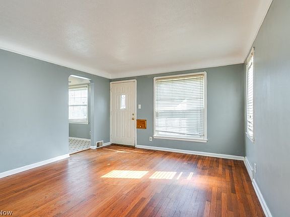 2nd image of 14212 Liberty Ave