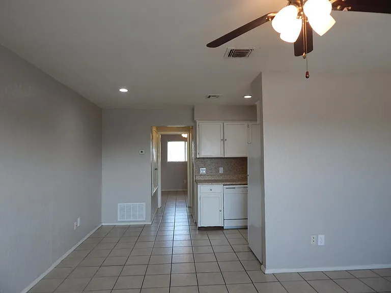 921 Quetzal St #1 — Photo 8