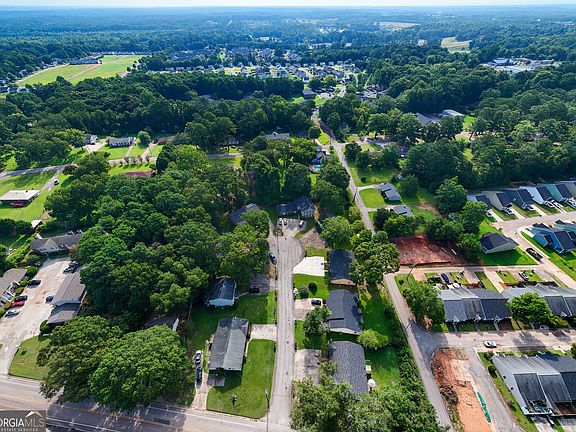 4th image of 108 Peachtree Ct