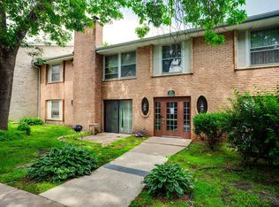 702 Old Settlers Trl APT 3, Hopkins, MN 55343