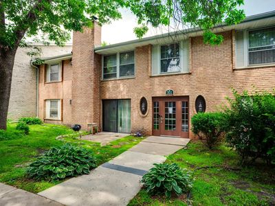 702 Old Settlers Trl APT 3, Hopkins, MN, 55343