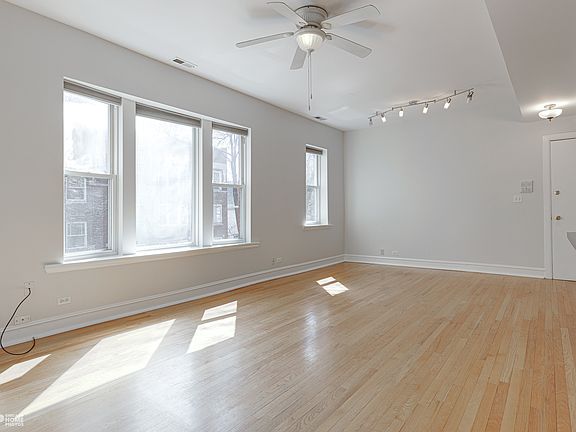 4th image of 5812 N Wayne Ave APT 2B