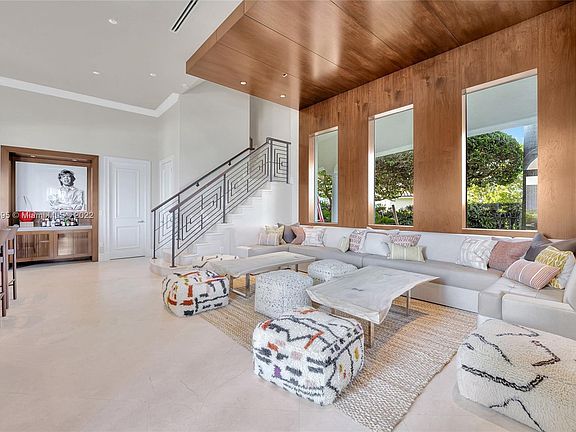 2nd image of 40 Island Estates Dr