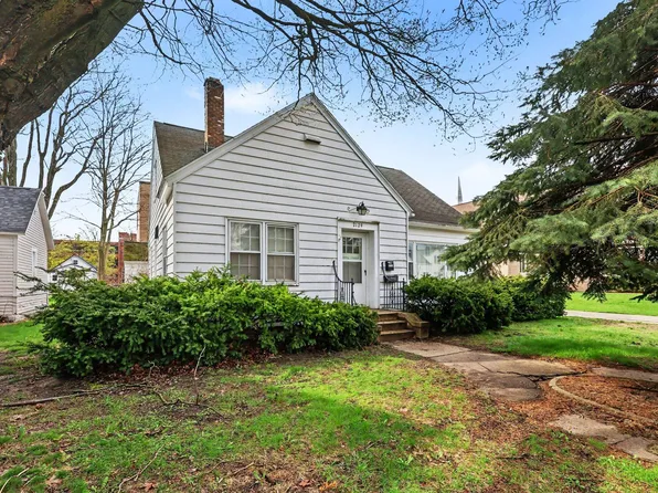 2129 Miner Ave, Muskegon, MI 49441