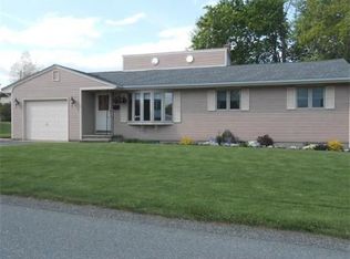 184 Russell Dr, Tiverton, RI 02878