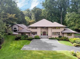 180 Hunting Ridge Rd, Stamford, CT 06903