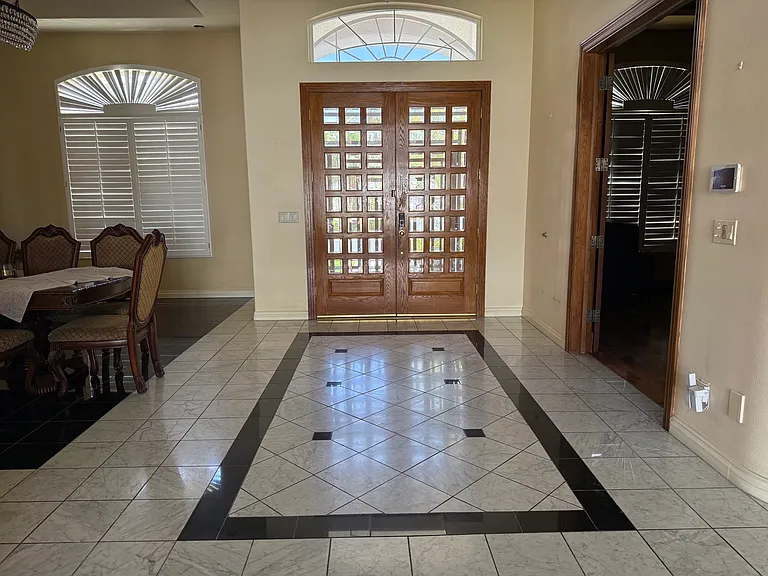 8120 Sapphire Bay Cir — Photo 28