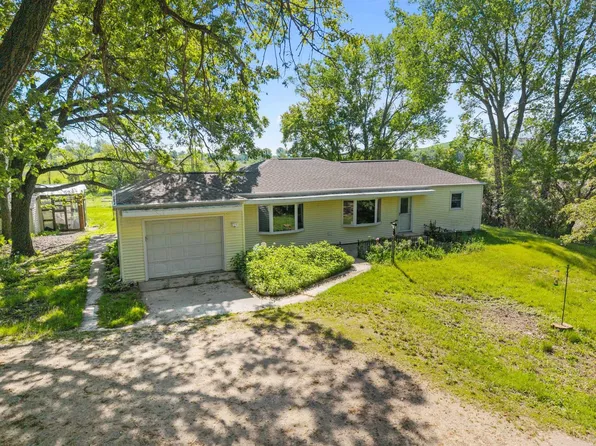 W831 State Road 91, Berlin, WI 54923
