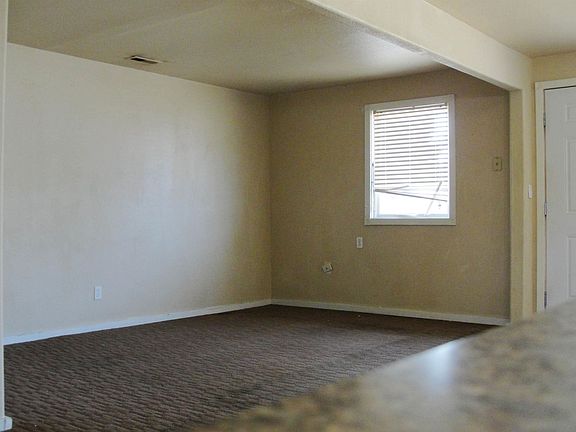 4th image of 1804 E Wabash Ave