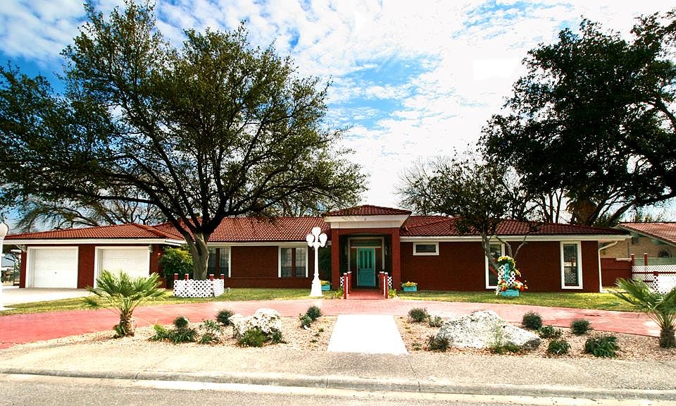1st image of 2406 Monterrey Cir