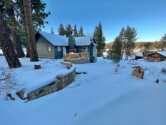 2nd image of 805 Cove Dr