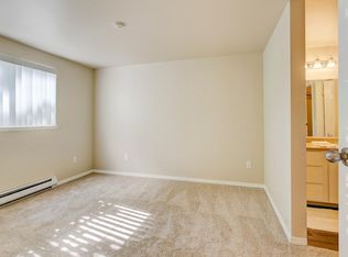16624 NE 34th Ct #SS103, Redmond, WA 98052