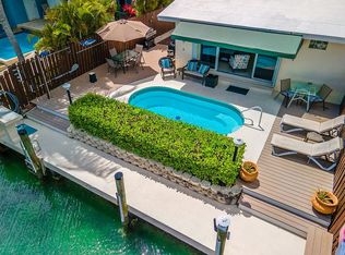 520 9th St, Key Colony Beach, FL 33051