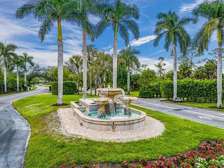 22650 Island Lakes Dr — Photo 28