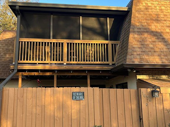 4th image of 1656 S Park Ave