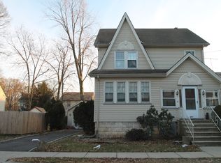 471 Chester Pl, Roselle, NJ 07203