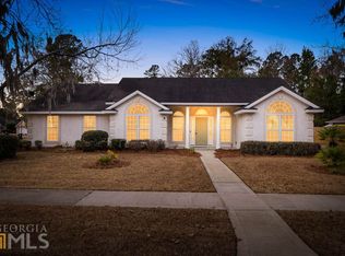 228 Country Walk Cir, Brunswick, GA 31525