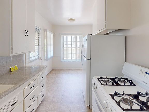 4th image of 2419 Baldwin Ave APT E