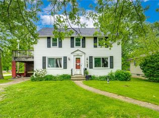 626 N Main St, Wellington, OH
