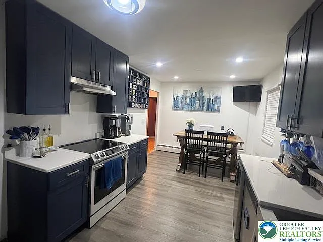 2540 W Stanley St — Photo 6
