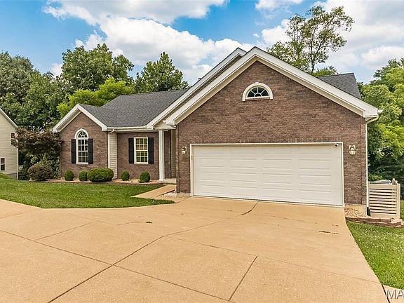 2nd image of 1652 Ivy Chase Ln