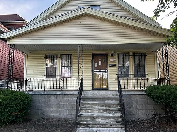 3879 Rohns St, Detroit, MI 48214