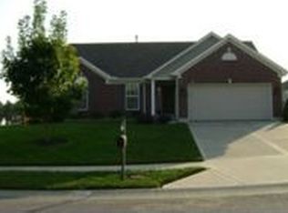 1001 Maple Woods Dr, Liberty, MO 64068