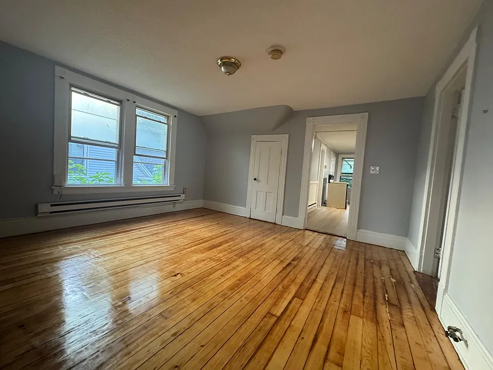 26 Elizabeth St #C3