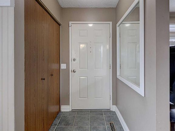 3rd image of 16 W Martingrove Mews NE