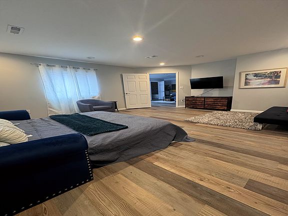 4th image of 120 Vulcan Rd APT 1