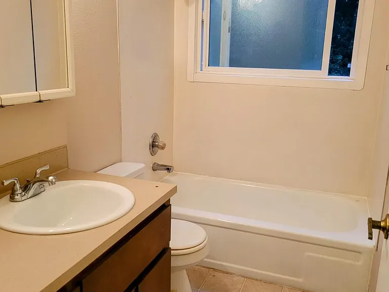 3110 NE 7th Ct #3110 — Photo 11