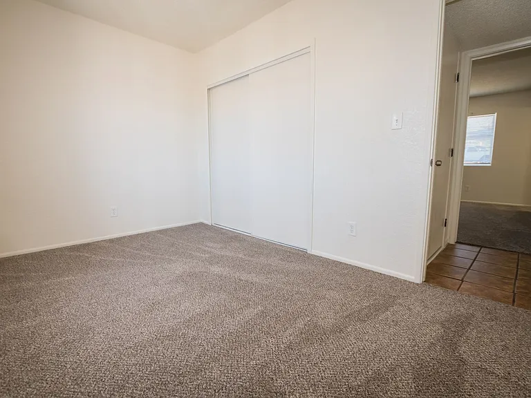 100 Terra Dr — Photo 18