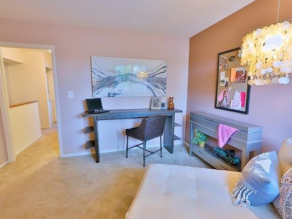 2nd image of 821 Sequoia Dr #912S