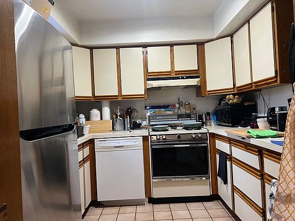 5th image of 509 E Lake Ave #B