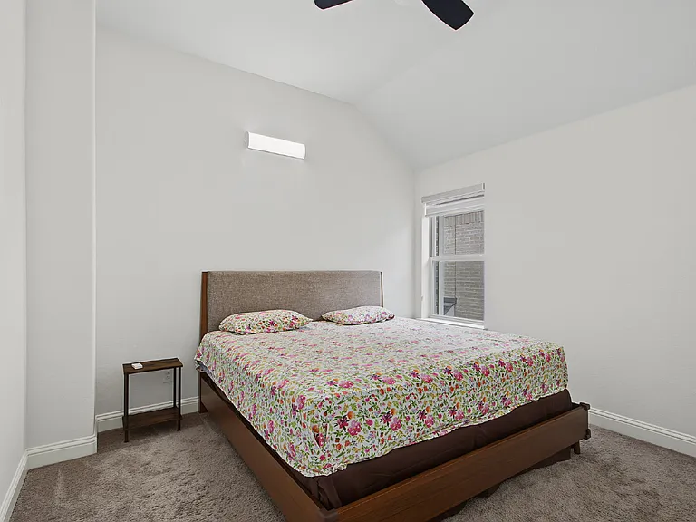 8701 Fairway Ln — Photo 16