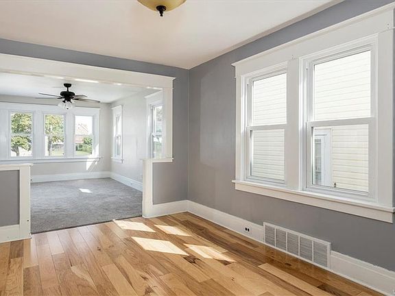 5th image of 153 Riverdale Ave