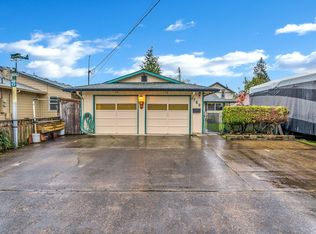 160 W Berkeley St, Gladstone, OR