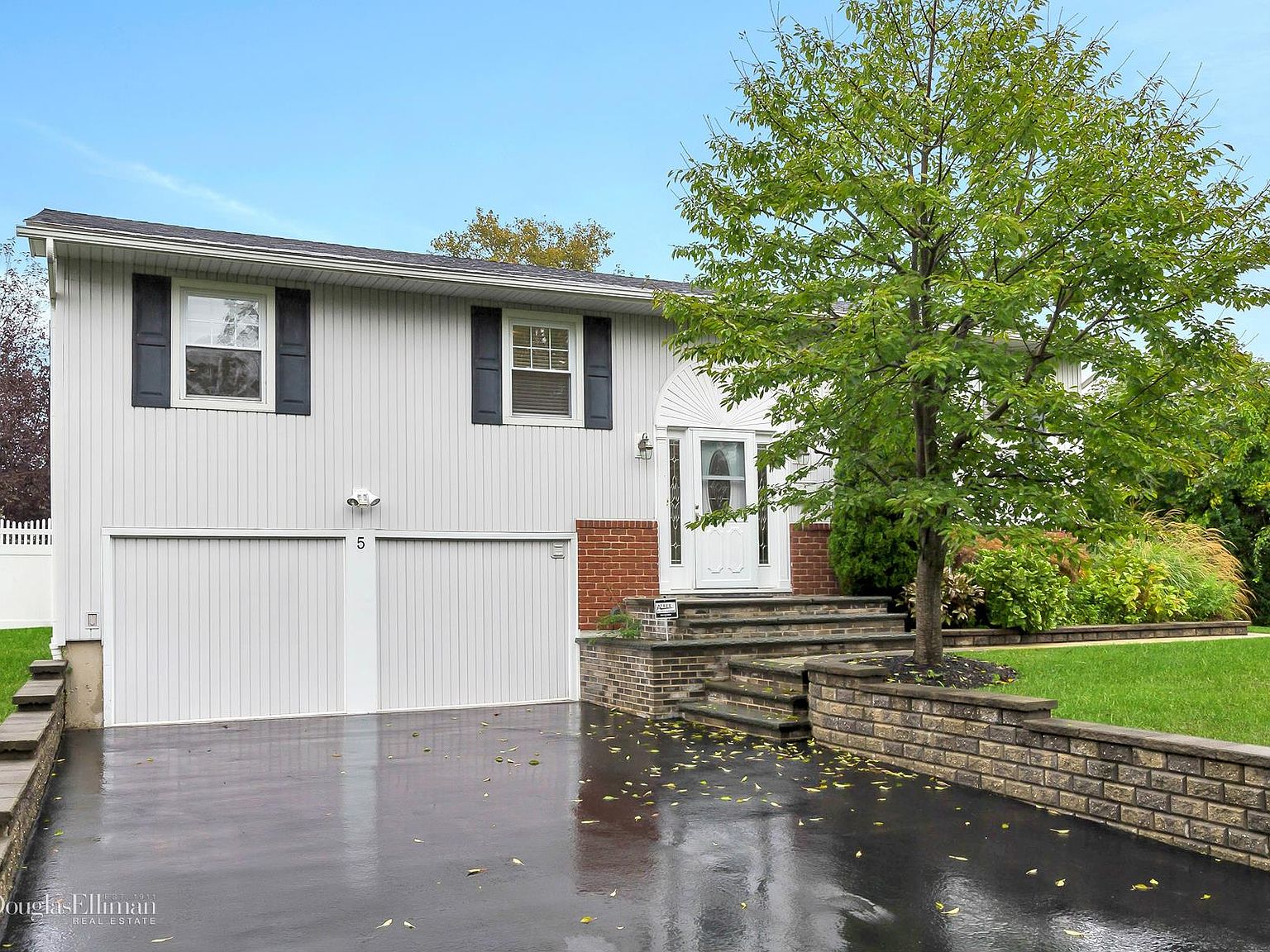 5 Derby Pl, Kings Park, NY 11754 Zillow